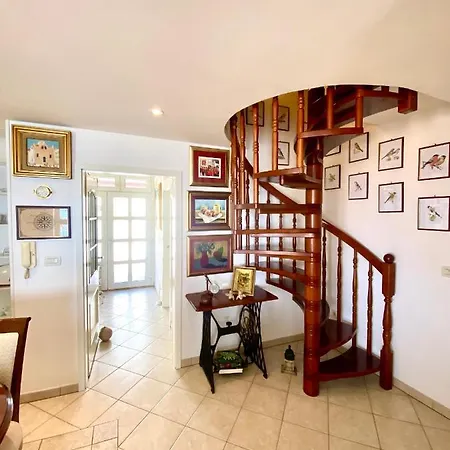 Rr Apartment *
