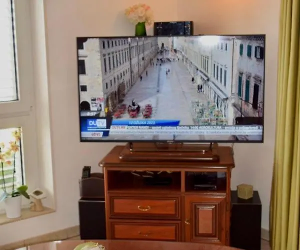 Rr * Ντουμπρόβνικ