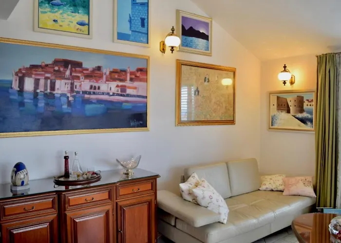 Διαμέρισμα Rr